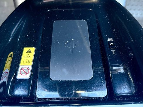 Used 2021 Toyota Prius Prime XLE image 36