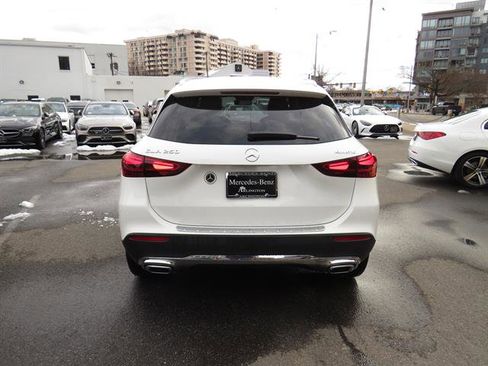 Used 2025 Mercedes-Benz GLA 250 4MATIC image 3
