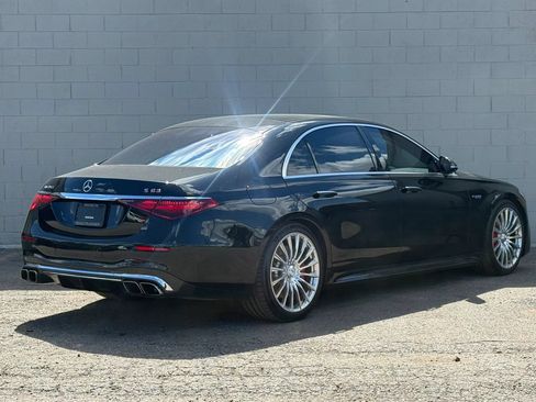 Used 2024 Mercedes-Benz S 63 AMG S w/ Carbon Fiber Exterior Package image 10