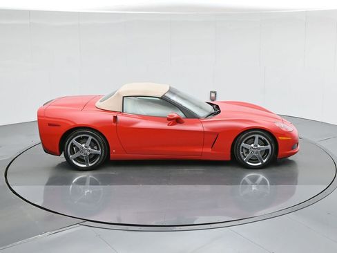 Used 2007 Chevrolet Corvette Convertible w/ Preferred Equipment Group image 41