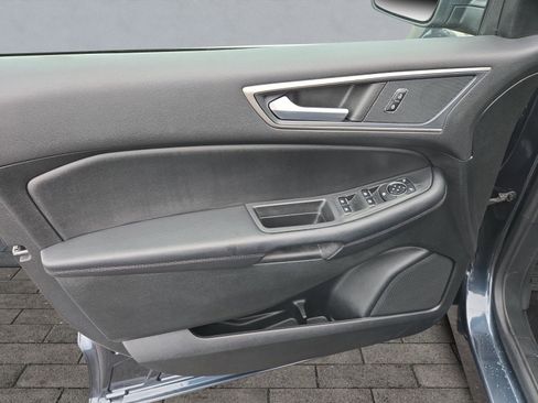 Used 2023 Ford Edge SEL w/ Convenience Package image 10