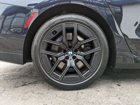 Used 2023 BMW 760i xDrive image 54