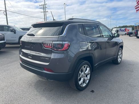 Used 2022 Jeep Compass Limited image 5