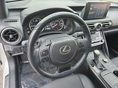 Used 2022 Lexus IS 300 w/ Premium Package image 16