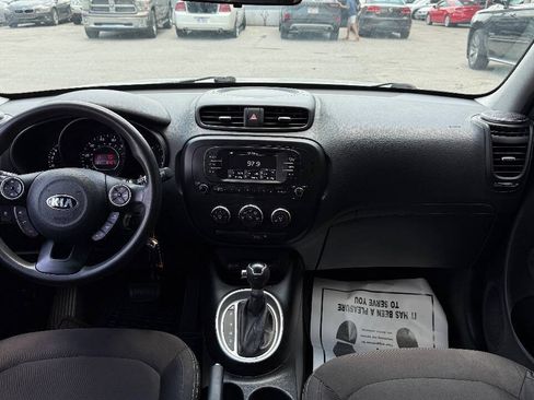 Used 2017 Kia Soul FWD image 20