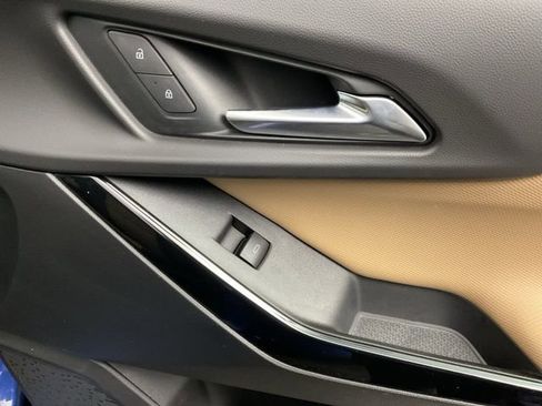 New 2026 Chevrolet Equinox ACTIV w/ Convenience Package III FWD image 24