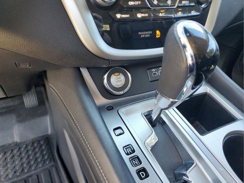 Used 2022 Nissan Murano SV w/ SV Midnight Edition Package image 24