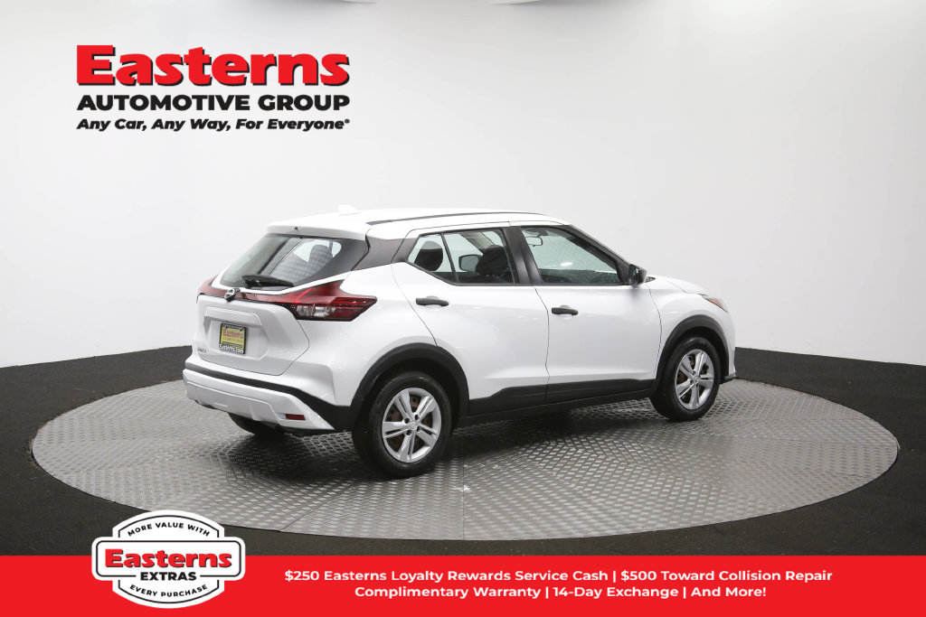 Used 2022 Nissan Kicks S FWD image 41