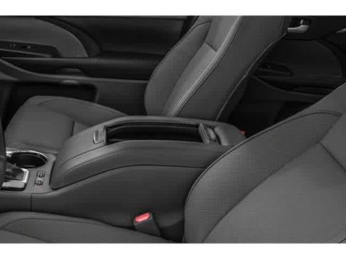 Used 2019 Toyota Highlander Limited image 15