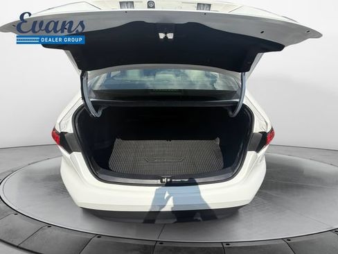 Used 2025 Toyota Corolla LE FWD image 26