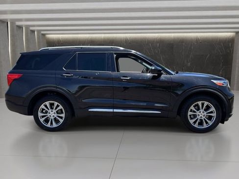 Used 2022 Ford Explorer Limited AWD/4WD image 7