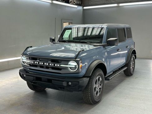 Used 2024 Ford Bronco Big Bend AWD/4WD image 3
