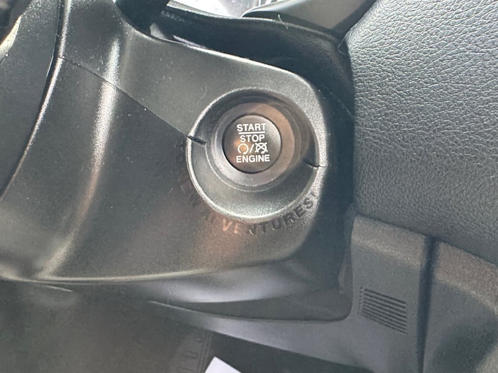 Used 2021 Jeep Renegade Sport AWD/4WD image 33