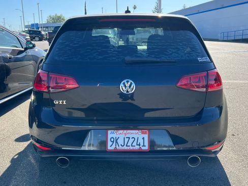 Used 2017 Volkswagen GTI S FWD image 5