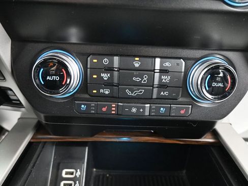 Used 2020 Ford F150 Lariat w/ Equipment Group 502A Luxury image 26