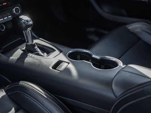 Used 2024 Ford Mustang Premium image 25