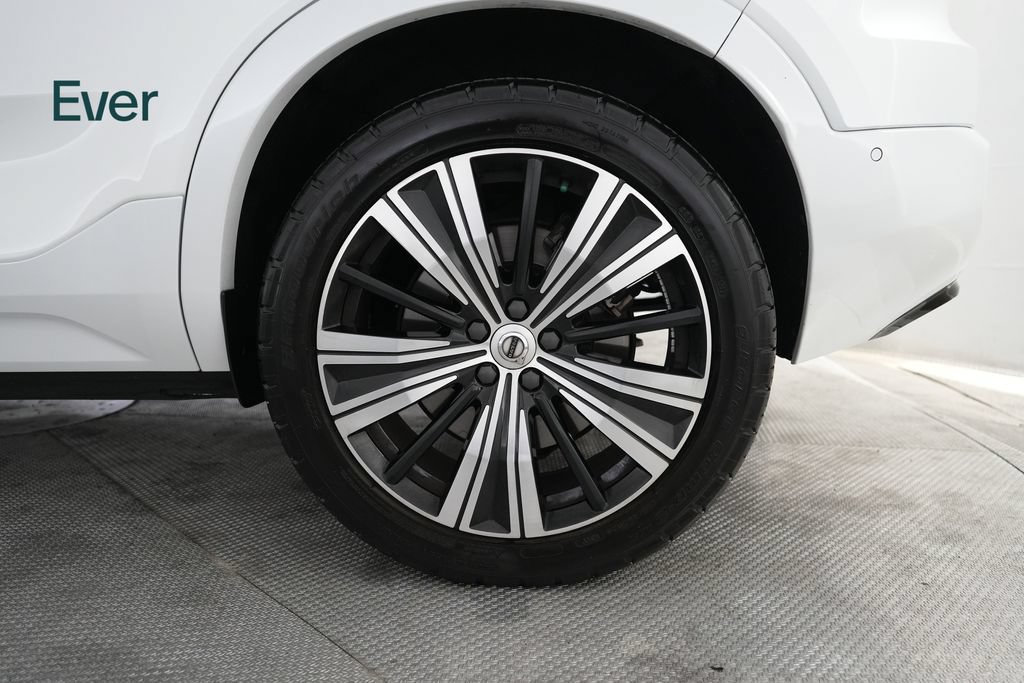 Used 2023 Volvo C40 P8 Recharge Plus AWD/4WD image 9