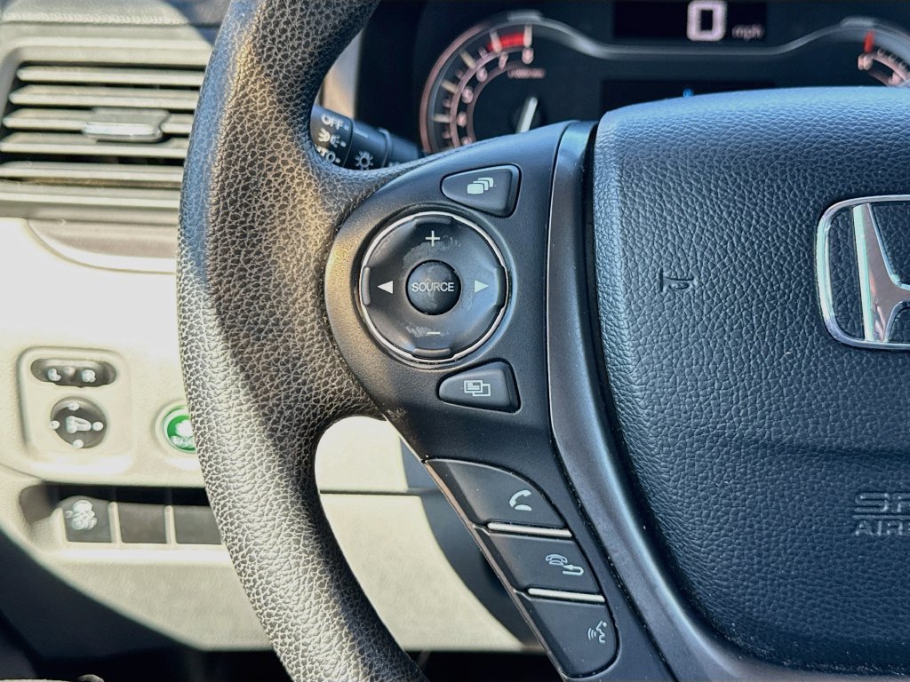 Used 2016 Honda Pilot EX image 19