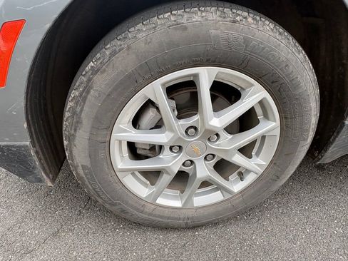 Used 2024 Chevrolet Equinox LS FWD image 12
