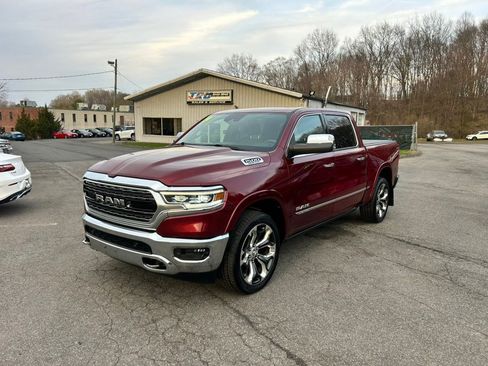 Used 2019 RAM 1500 Limited AWD/4WD image 2