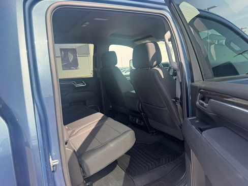 Used 2025 Chevrolet Silverado 3500 LT w/ Safety Package AWD/4WD image 31