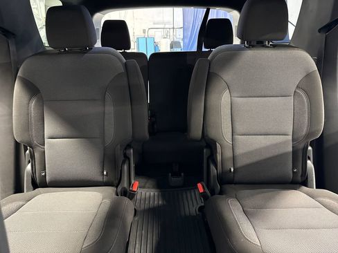 Used 2022 Chevrolet Traverse LT AWD/4WD image 36