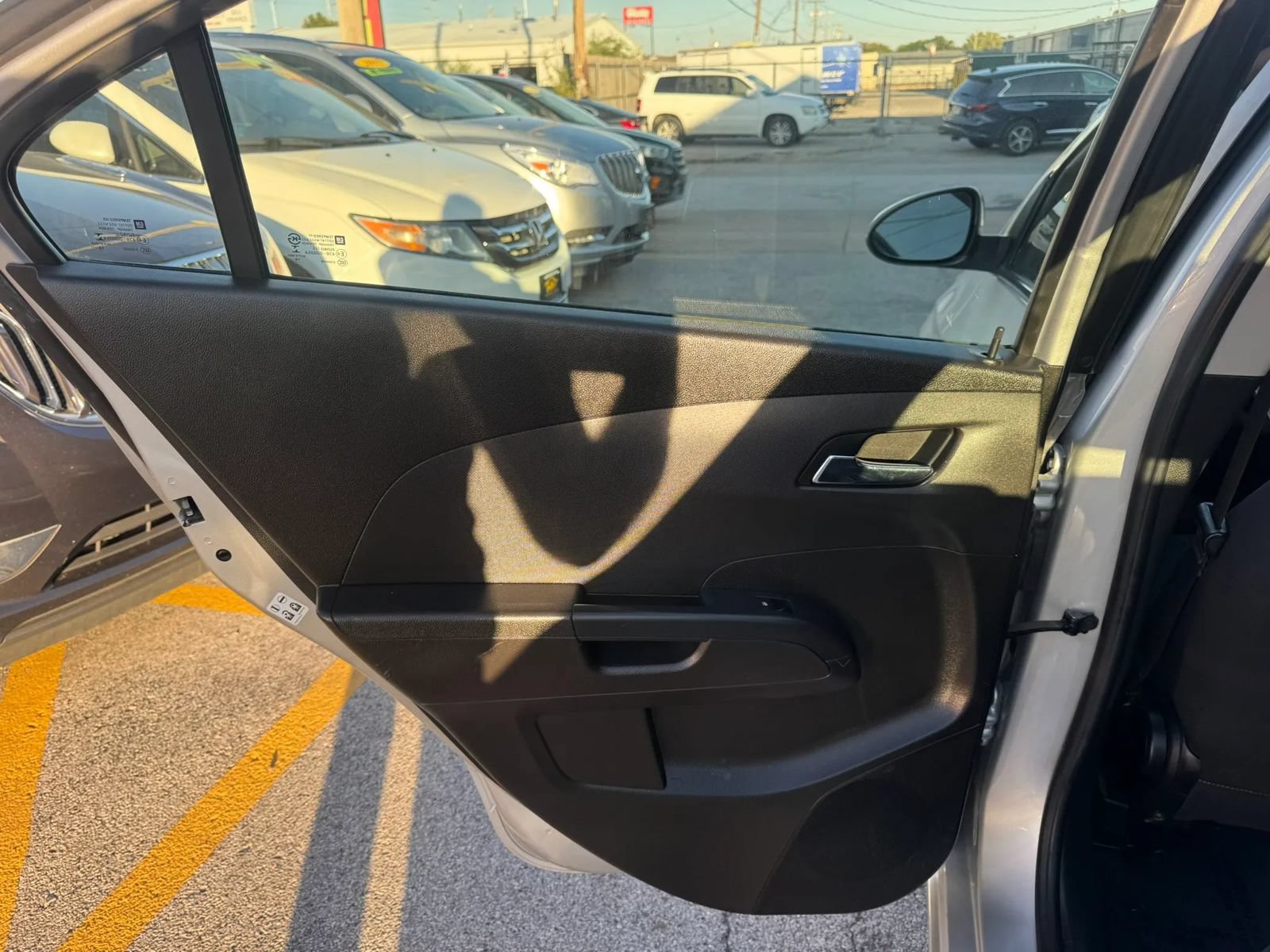 Used 2017 Chevrolet Sonic LT FWD image 9