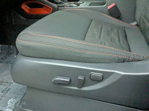 New 2025 Nissan Frontier PRO-4X w/ Pro Convenience Package image 13