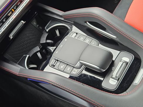 Certified 2025 Mercedes-Benz GLE 53 AMG 4MATIC image 21