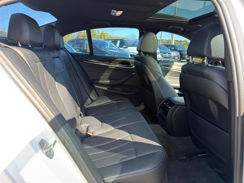 Used 2021 BMW 530i w/ Convenience Package RWD image 27