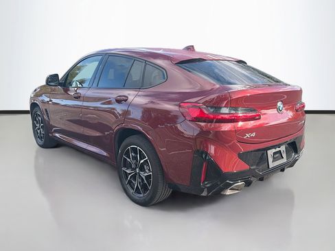 Certified 2025 BMW X4 xDrive30i w/ Premium Package image 6