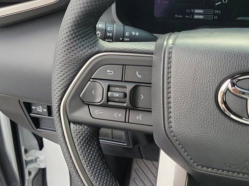 New 2026 Toyota Tundra Limited AWD/4WD image 25