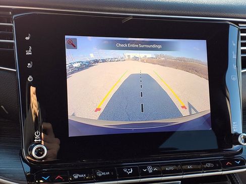 Used 2024 Jeep Wagoneer L Series II w/ Flexible Seating Group image 11