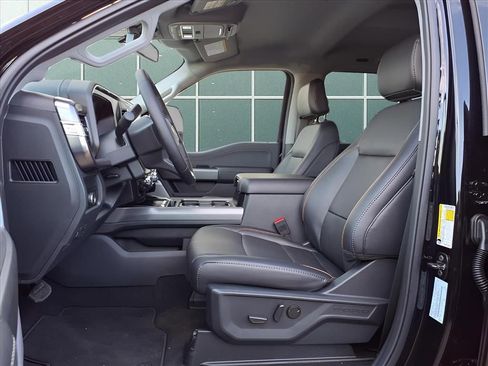 New 2026 Ford F250 Lariat w/ Black Appearance Package image 12