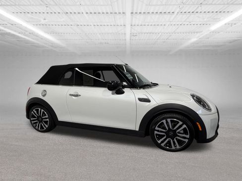 Used 2024 MINI Cooper S FWD image 6