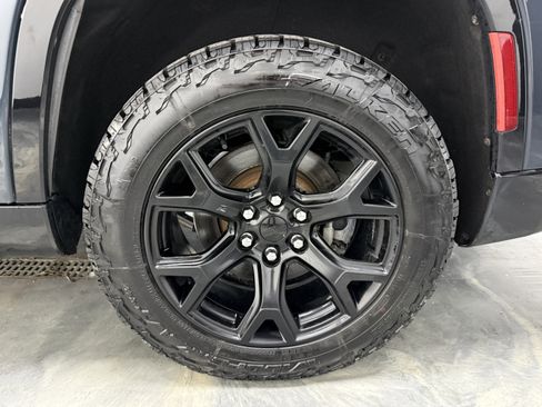 Used 2023 Jeep Wagoneer Series II image 34