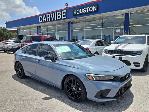 Used 2024 Honda Civic Sport image 1