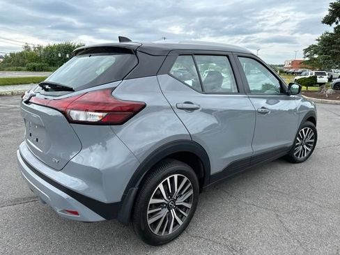 Used 2023 Nissan Kicks SV FWD image 5
