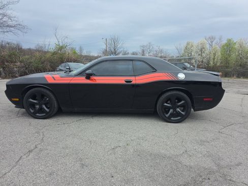 Used 2012 Dodge Challenger R/T Plus image 8