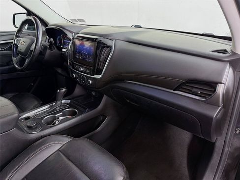 Used 2020 Chevrolet Traverse LT AWD/4WD image 31