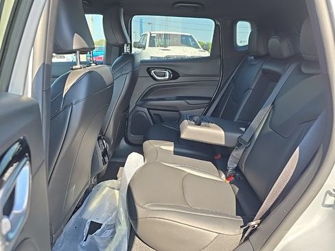 New 2026 Jeep Compass Limited AWD/4WD image 40