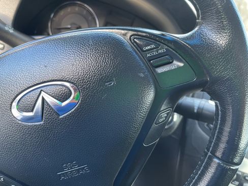 Used 2010 INFINITI G37 Sport image 30