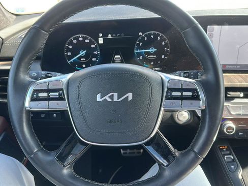 Used 2025 Kia Telluride SX Prestige AWD/4WD image 15