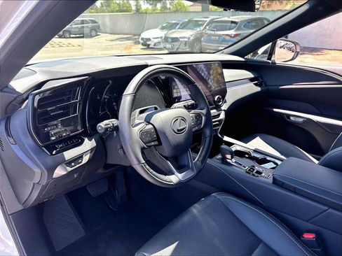 Used 2024 Lexus RX 350 Premium Plus FWD image 16