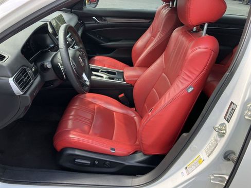 Used 2019 Honda Accord Sport image 12