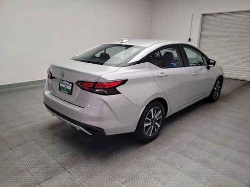Used 2025 Nissan Versa SV FWD image 9