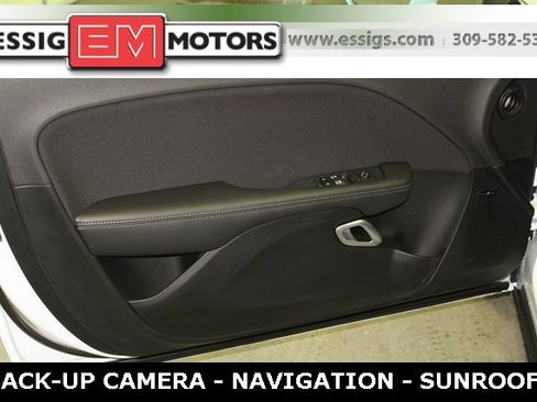 New 2023 Dodge Challenger R/T w/ T/A Package image 15