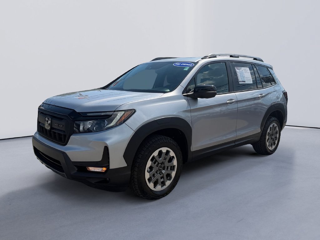 Used 2025 Honda Passport TrailSport image 7