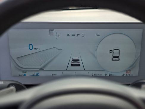 Certified 2024 Hyundai Ioniq 5 SEL RWD image 24