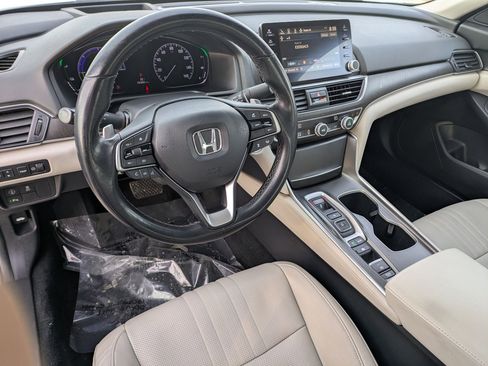 Certified 2019 Honda Accord Touring image 10